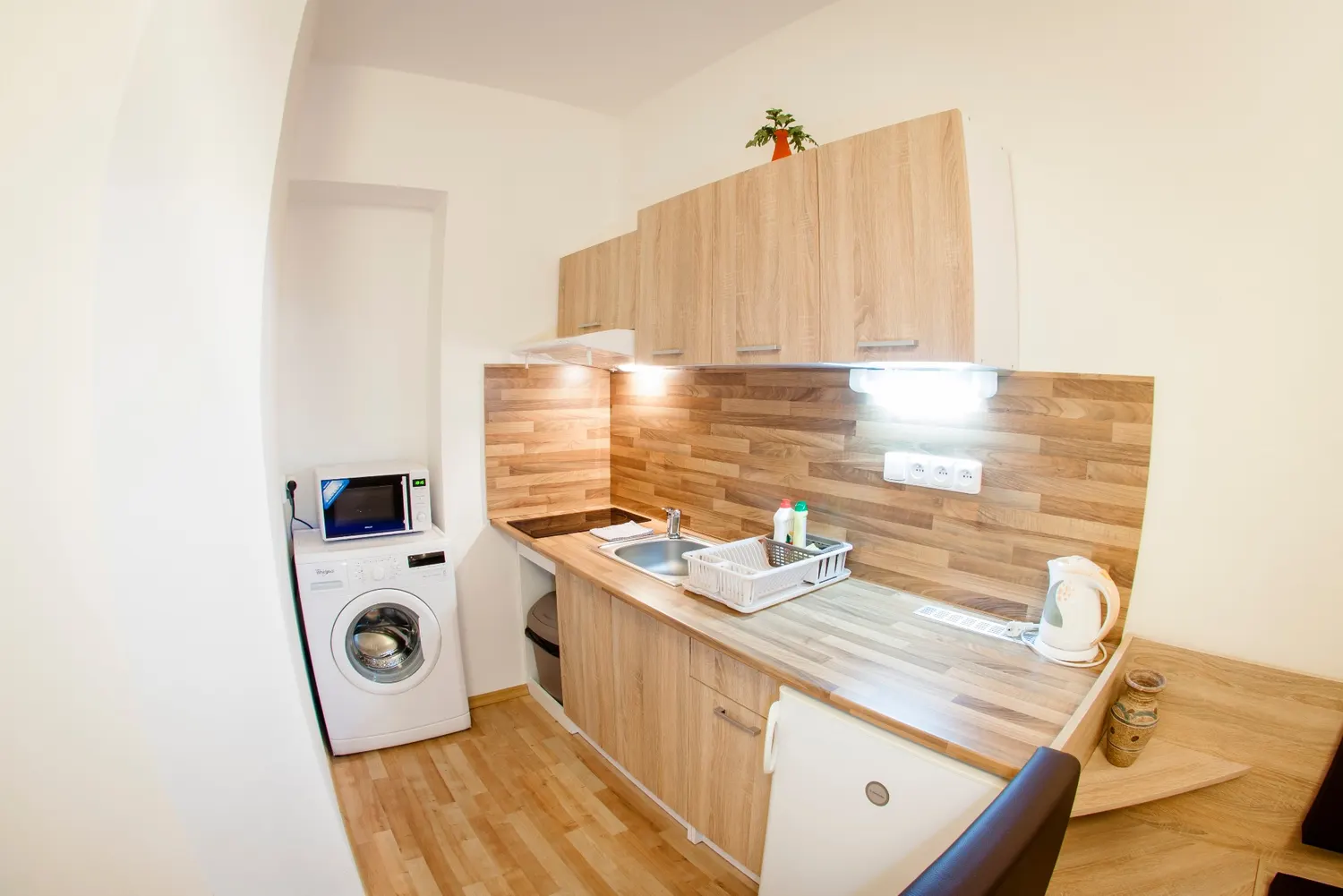 Interiér apartmánu s kuchyňkou